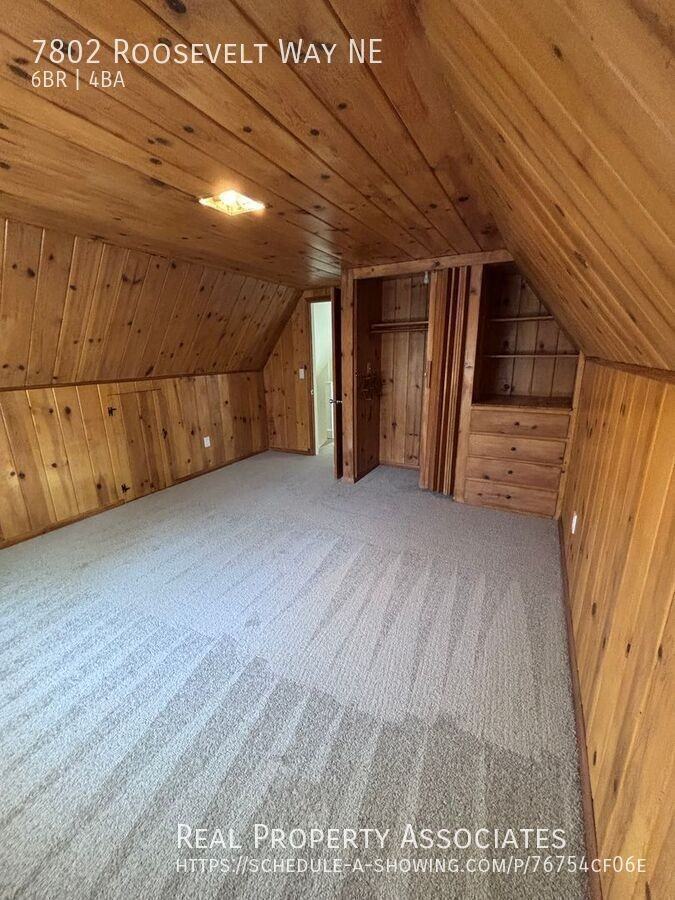 7802 Roosevelt Way Ne - Photo 3 of 44