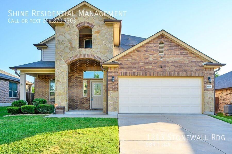 1313 Stonewall Rdg - Photo 2 of 26