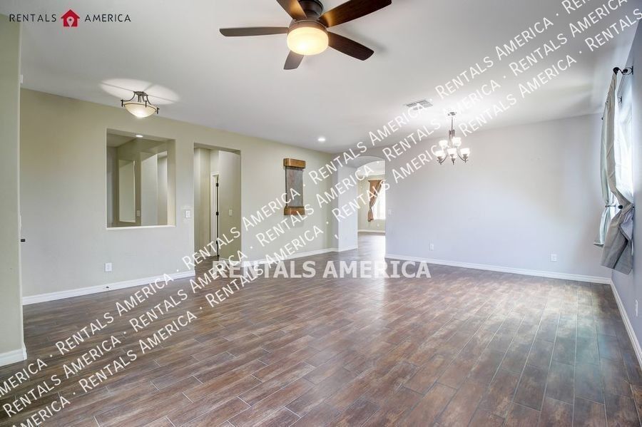 73 W Crescent Way - Photo 5 of 50