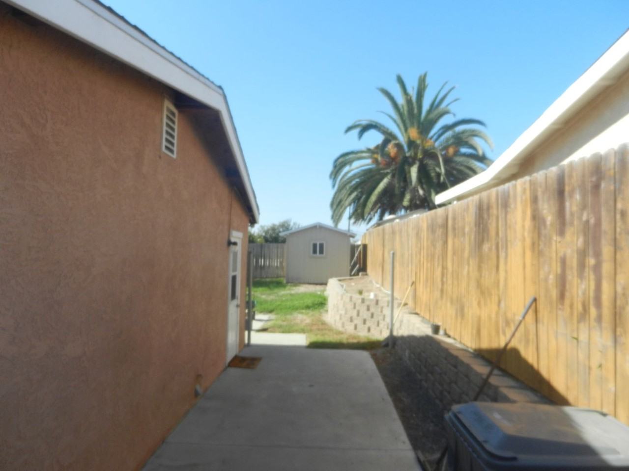 4189 Thomas St - Photo 6 of 7