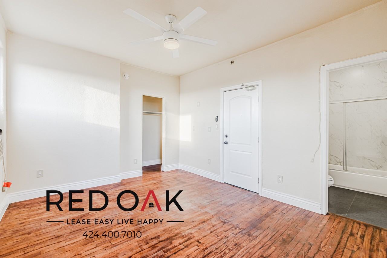 2731 Beverly Blvd #407 - Photo 2 of 8