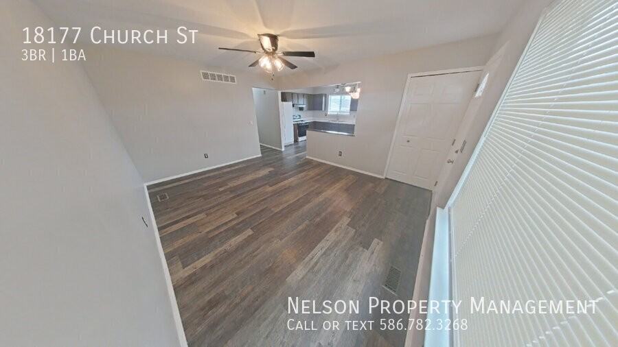 18177 Church St - Photo 2 of 10