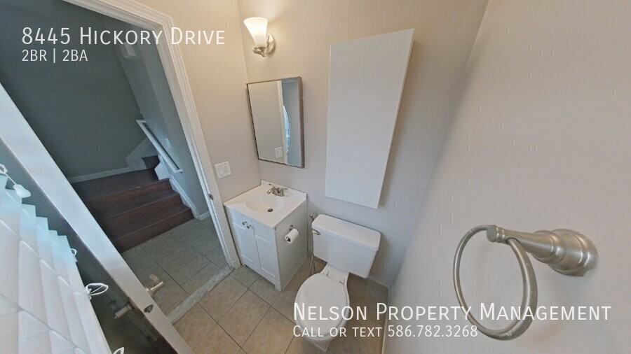 8445 Hickory Dr - Photo 4 of 12