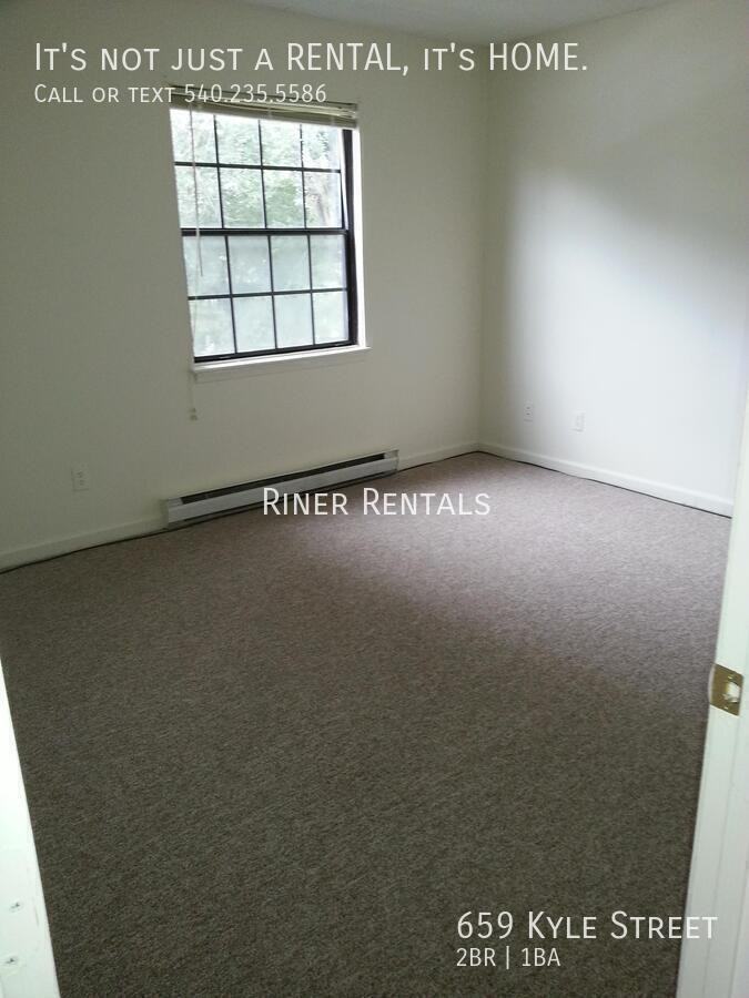 659 Kyle St - Photo 4 of 5