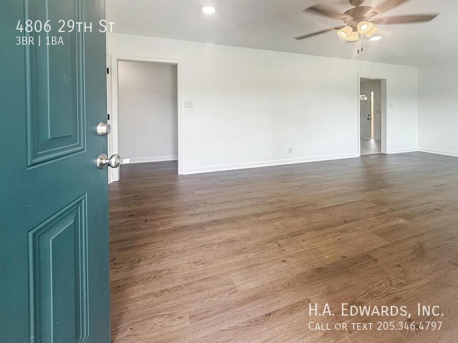 4806 29th St - Photo 3 of 13