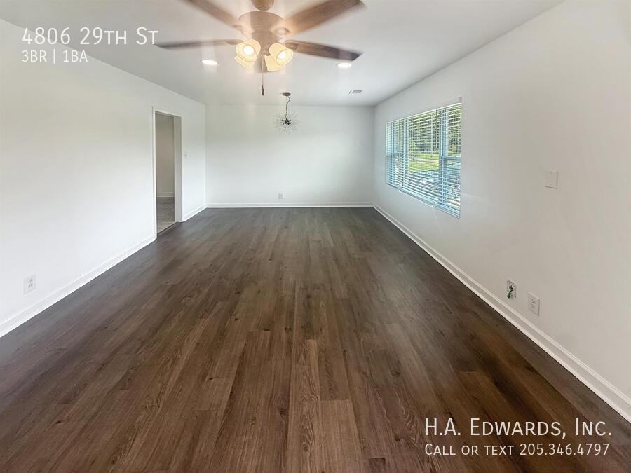 4806 29th St - Photo 4 of 13