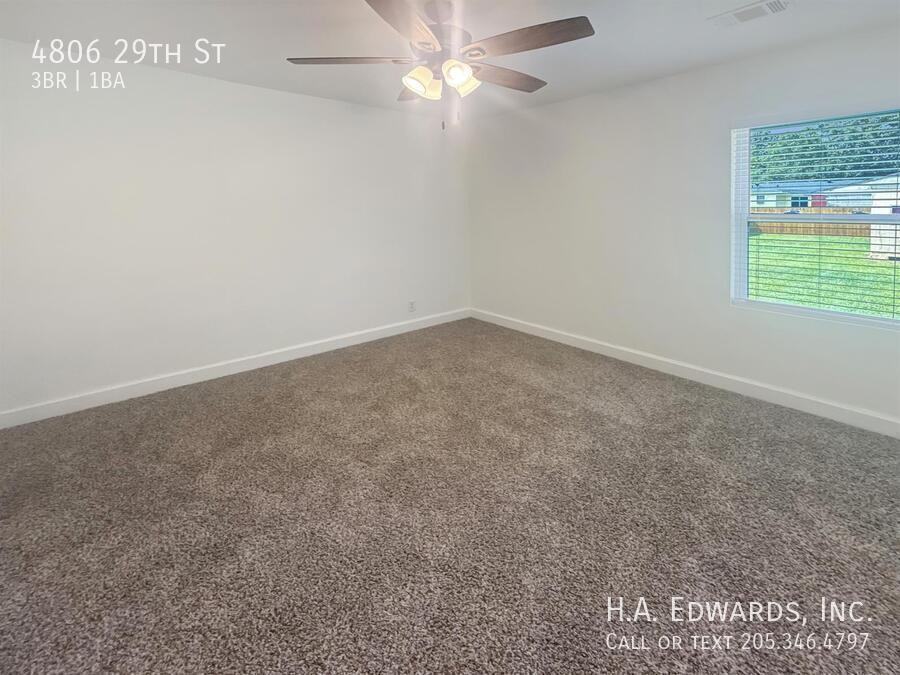 4806 29th St - Photo 6 of 13