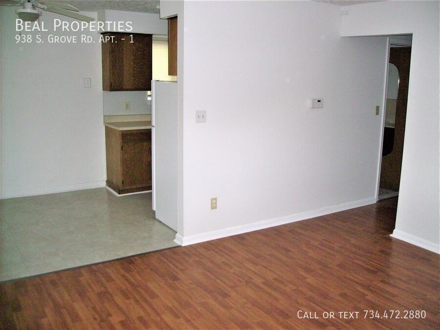 938 Grove Rd #1 - Photo 2 of 8