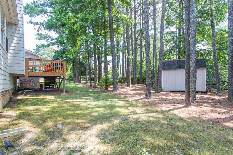 225 Harvester Dr - Photo 3 of 18