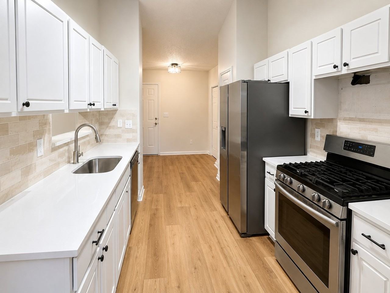 225 Harvester Dr - Photo 5 of 18