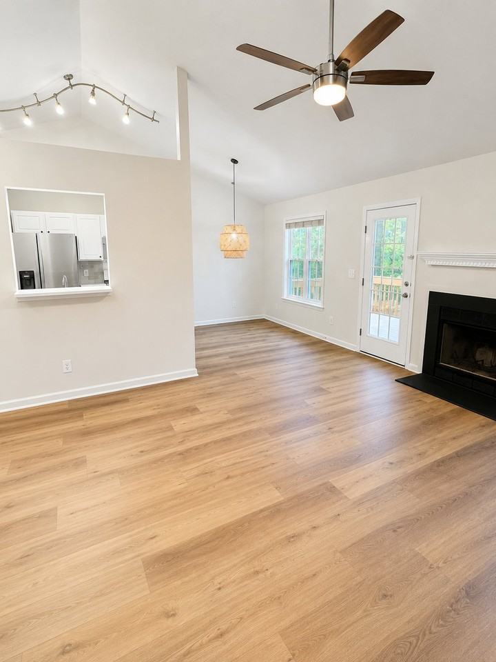 225 Harvester Dr - Photo 7 of 18