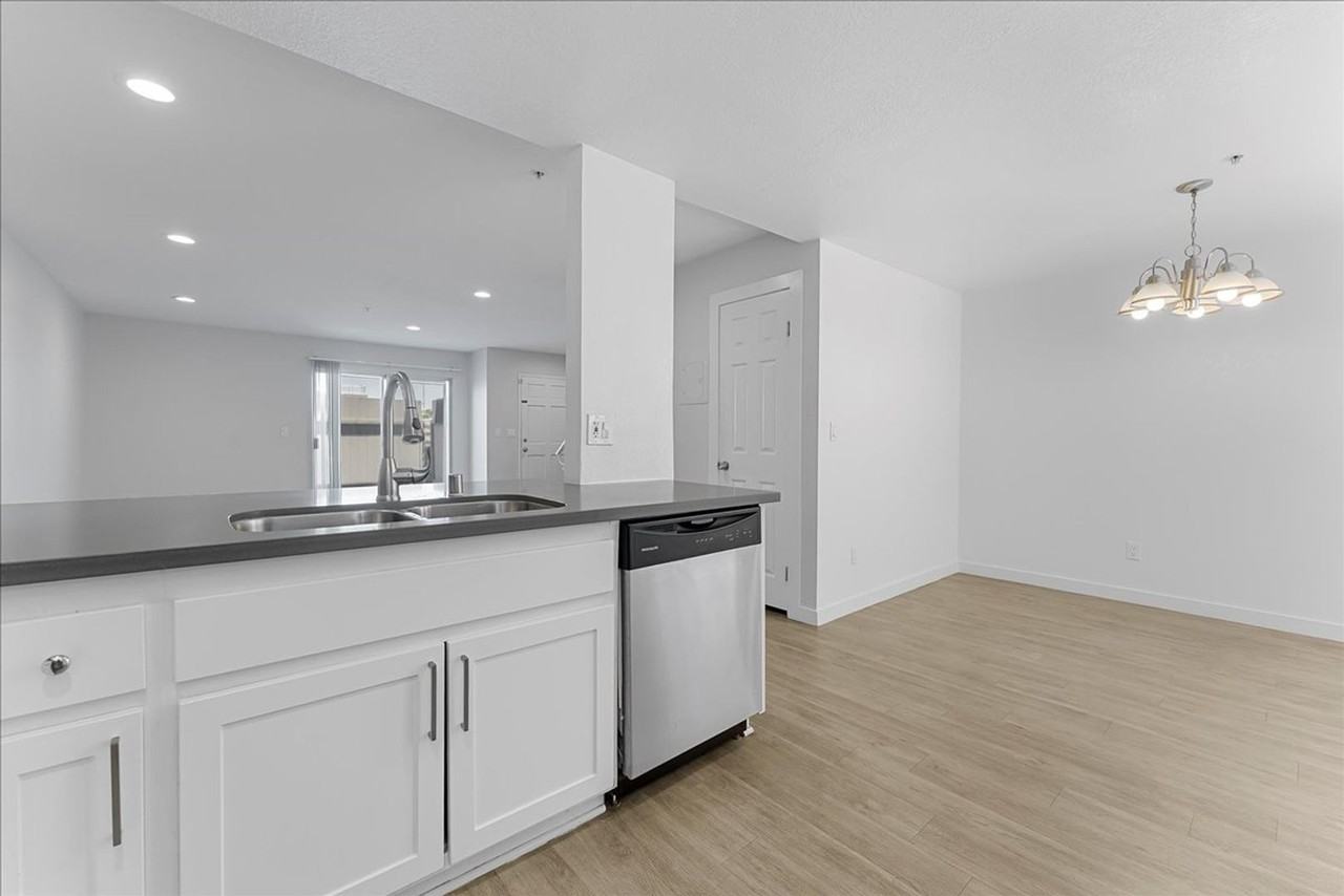 14523 Freeman Ave #06 - Photo 5 of 20