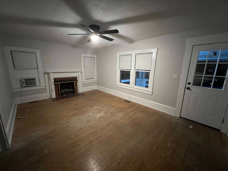 3923 Carolina Beach Rd - Photo 4 of 17