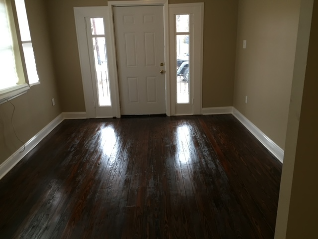 8813 Edinburgh St - Photo 6 of 7