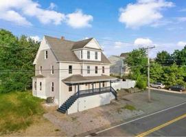 featured image of 16 Fordway St