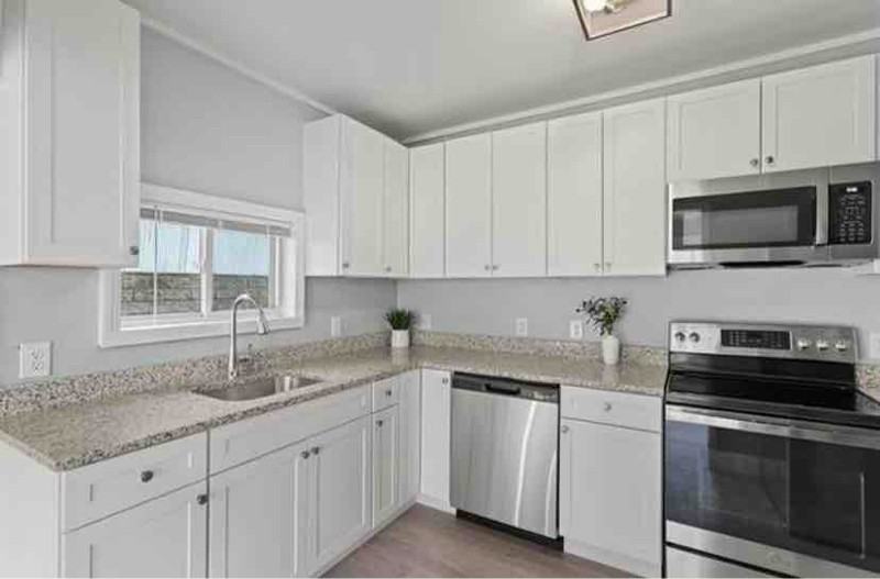 16 Fordway St - Photo 3 of 15