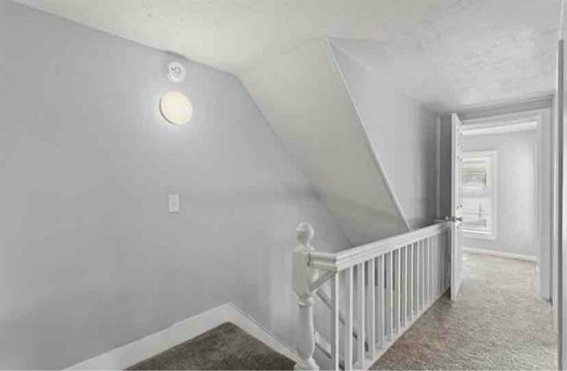 16 Fordway St - Photo 7 of 15