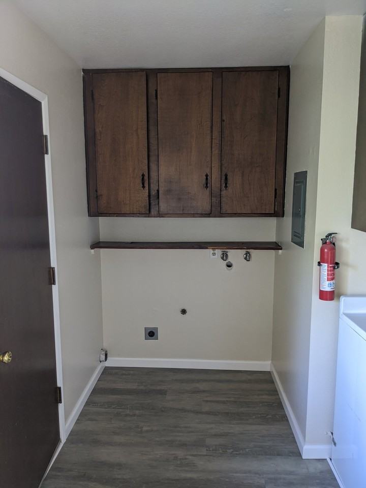 713 Pine St #717 - Photo 2 of 11