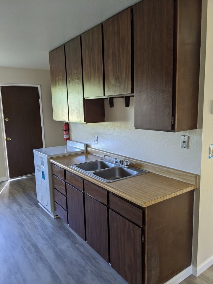 713 Pine St #717 - Photo 3 of 11
