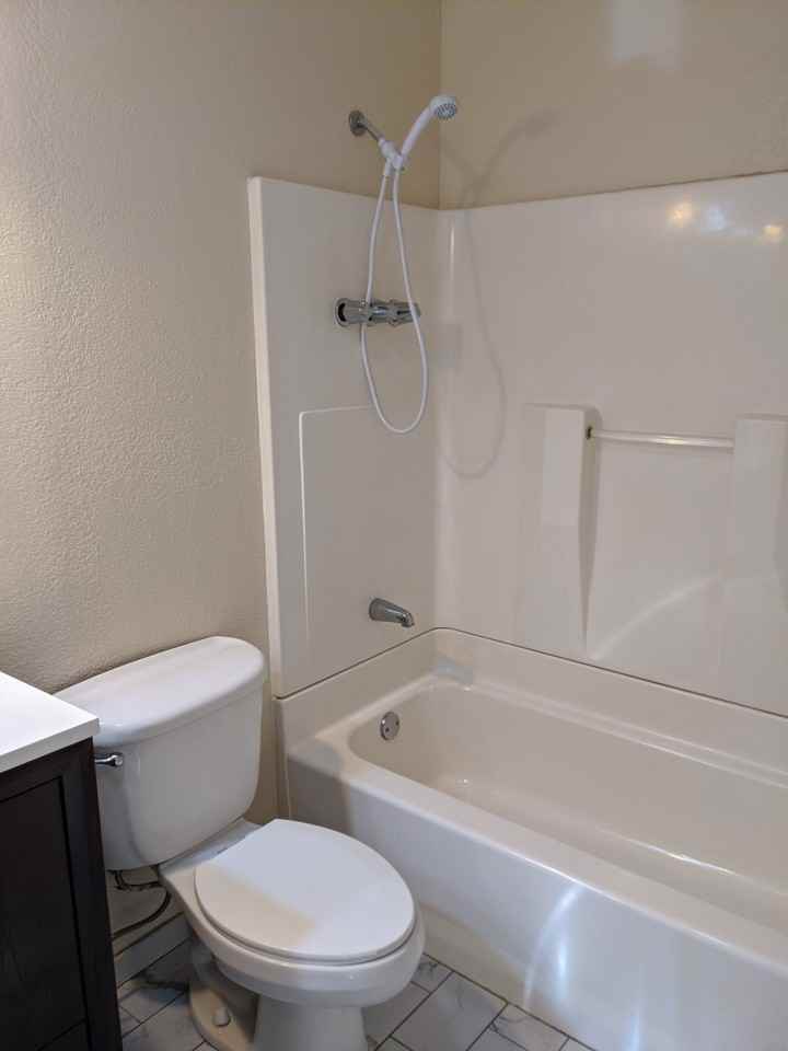 713 Pine St #717 - Photo 5 of 11