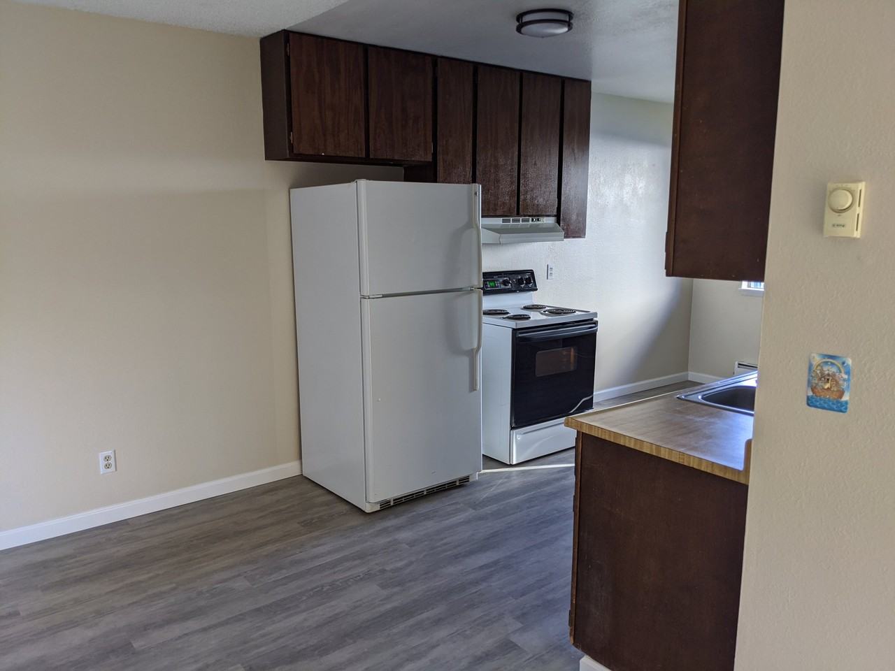 713 Pine St #717 - Photo 7 of 11