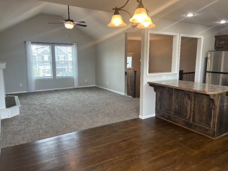 904 N Cypress Cir - Photo 6 of 20