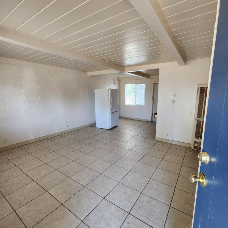3 E San Joaquin St #3 - Photo 6 of 20