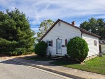 718 Center St - Photo 1 of 1
