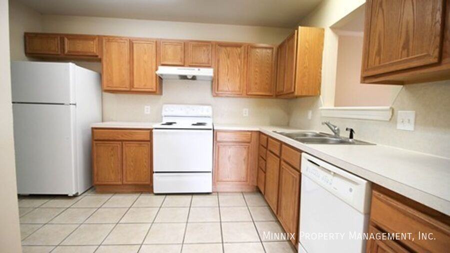 5421 Marshall St #A - Photo 2 of 10