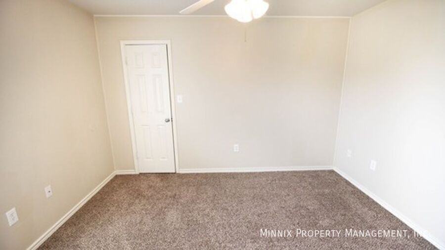 5421 Marshall St #A - Photo 5 of 10