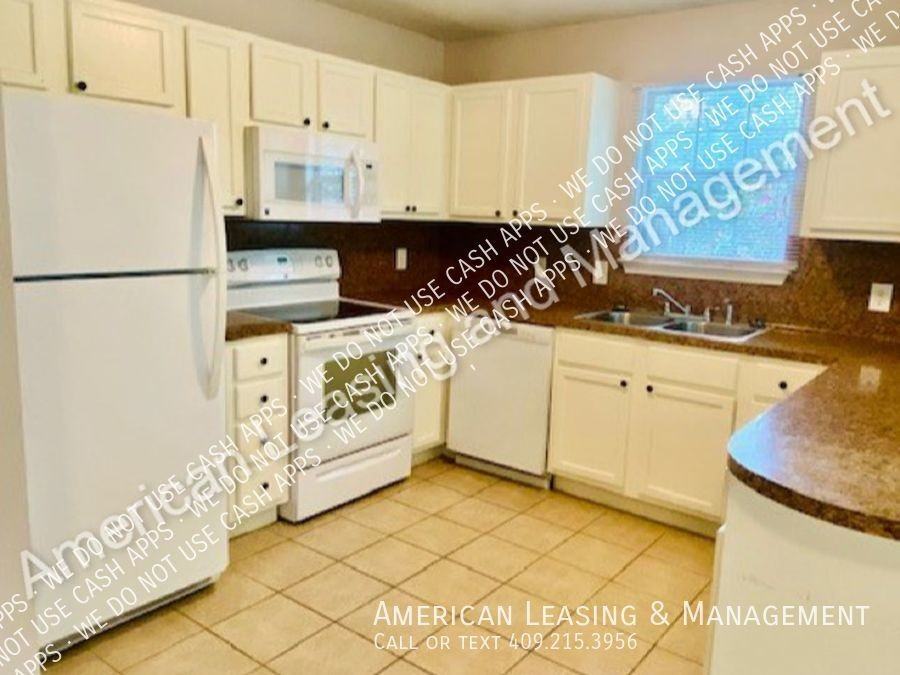 1007 Cunningham Dr - Photo 4 of 19