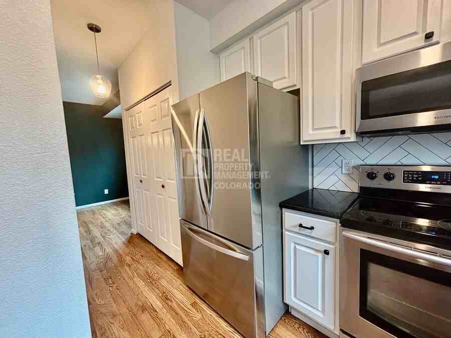 6703 Sheridan Blvd #A - Photo 7 of 21
