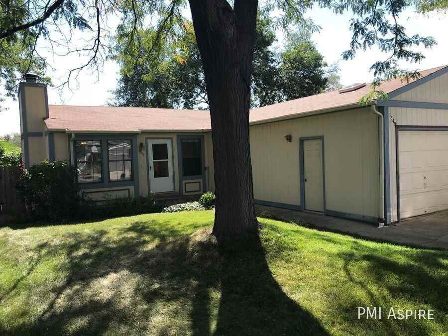 1549 18th Ave