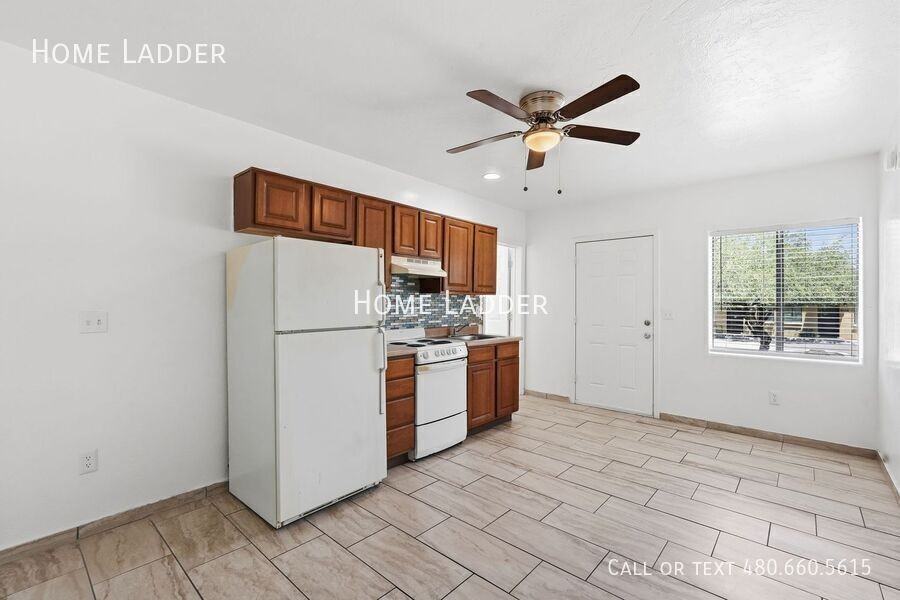 2115 N Oracle Rd #1106 - Photo 4 of 18