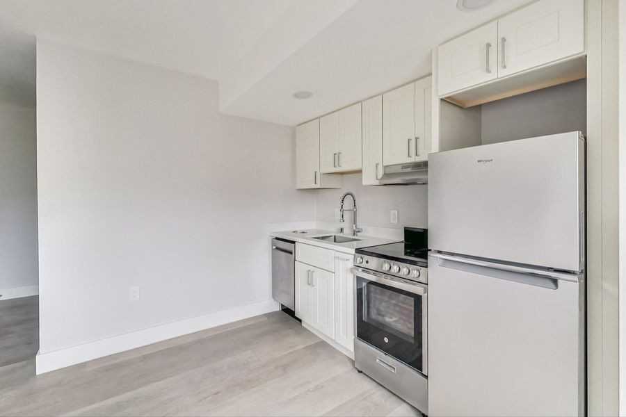 768 Walker Ave #A - Photo 4 of 20