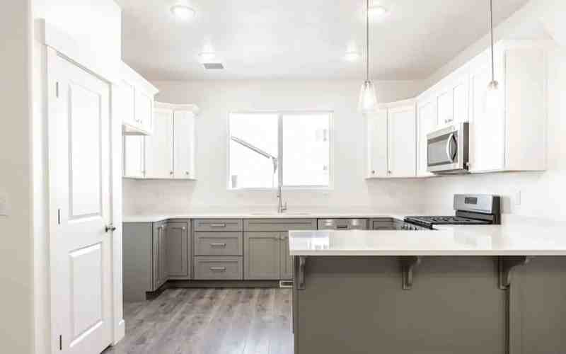 3770 Wn #3 - Photo 6 of 8