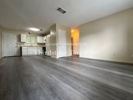 featured image of 5128 Westchase Ct #4