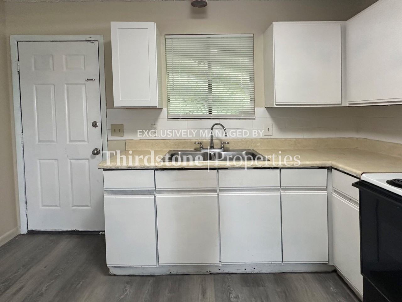 5128 Westchase Ct #4 - Photo 5 of 12