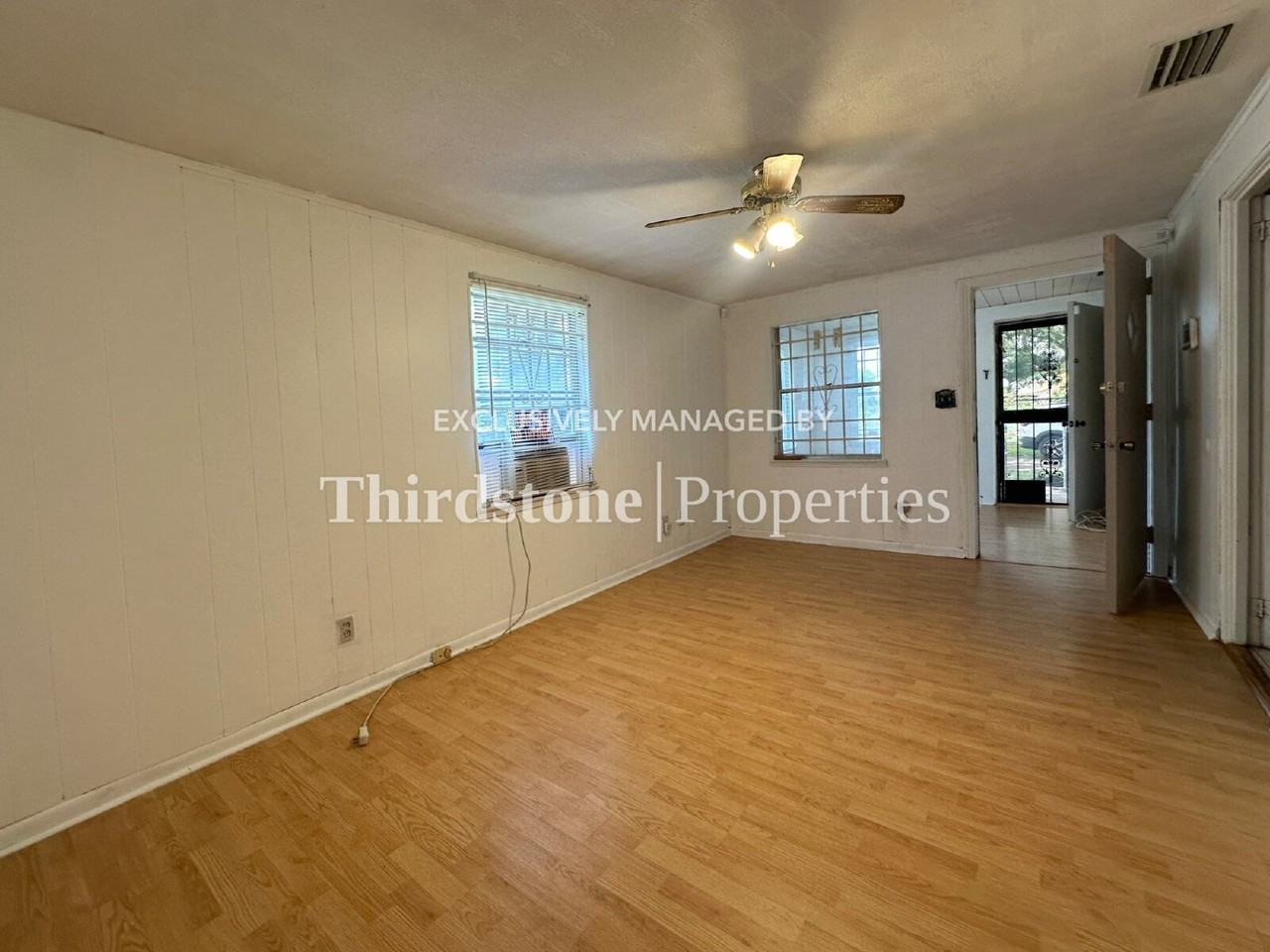 3317 Jones St - Photo 2 of 17