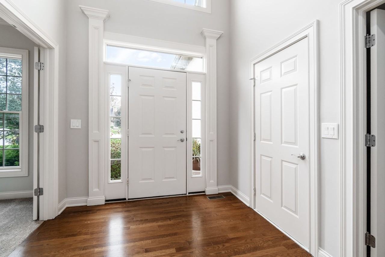 2497 Coltsbridge Dr - Photo 6 of 46