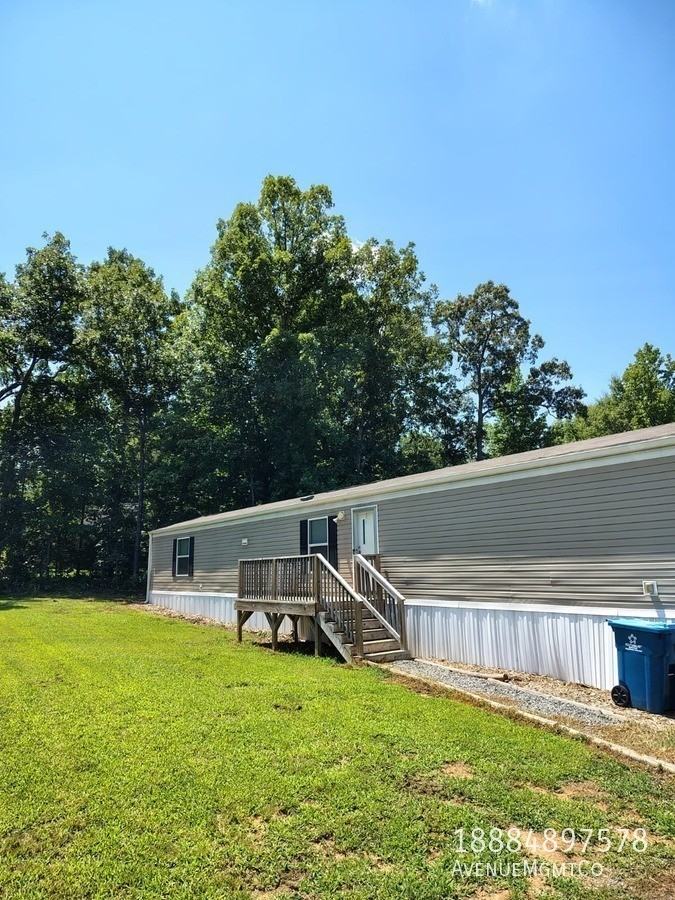 323 Old Tavern Ln #323 - Photo 2 of 10