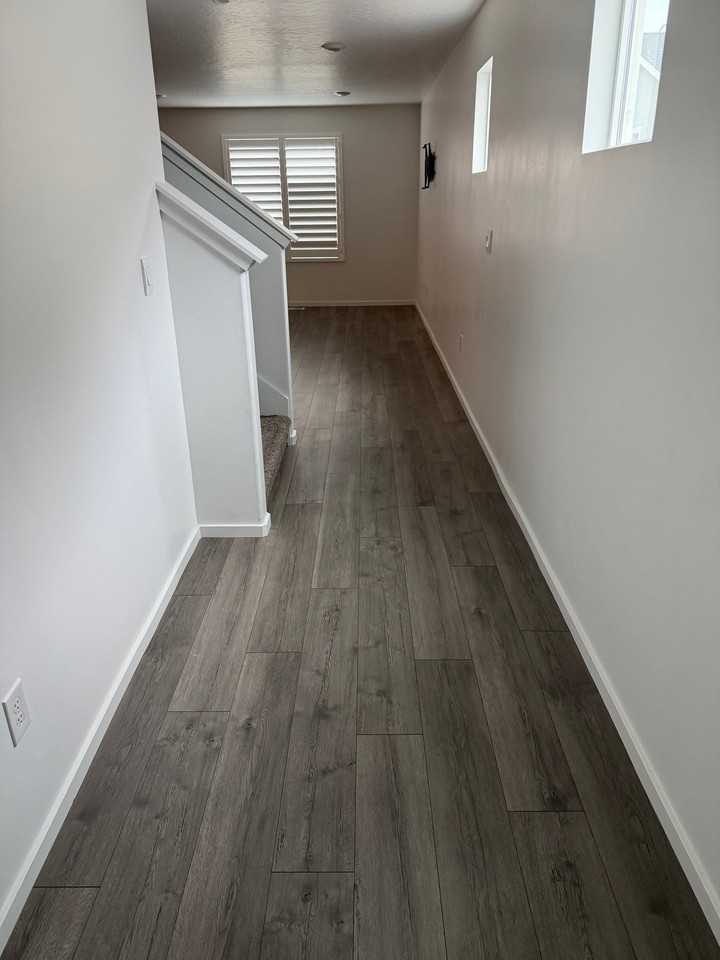 3826 S Landmark Ln - Photo 2 of 20