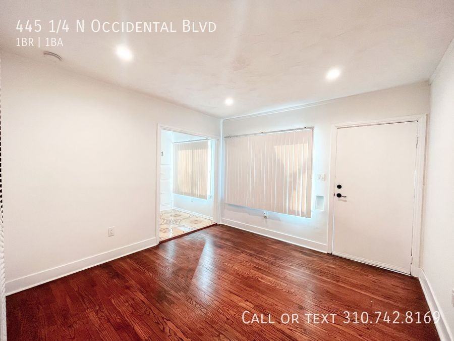 445 1/4 N Occidental Blvd - Photo 6 of 19
