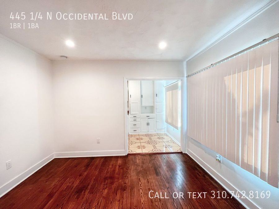 445 1/4 N Occidental Blvd - Photo 7 of 19