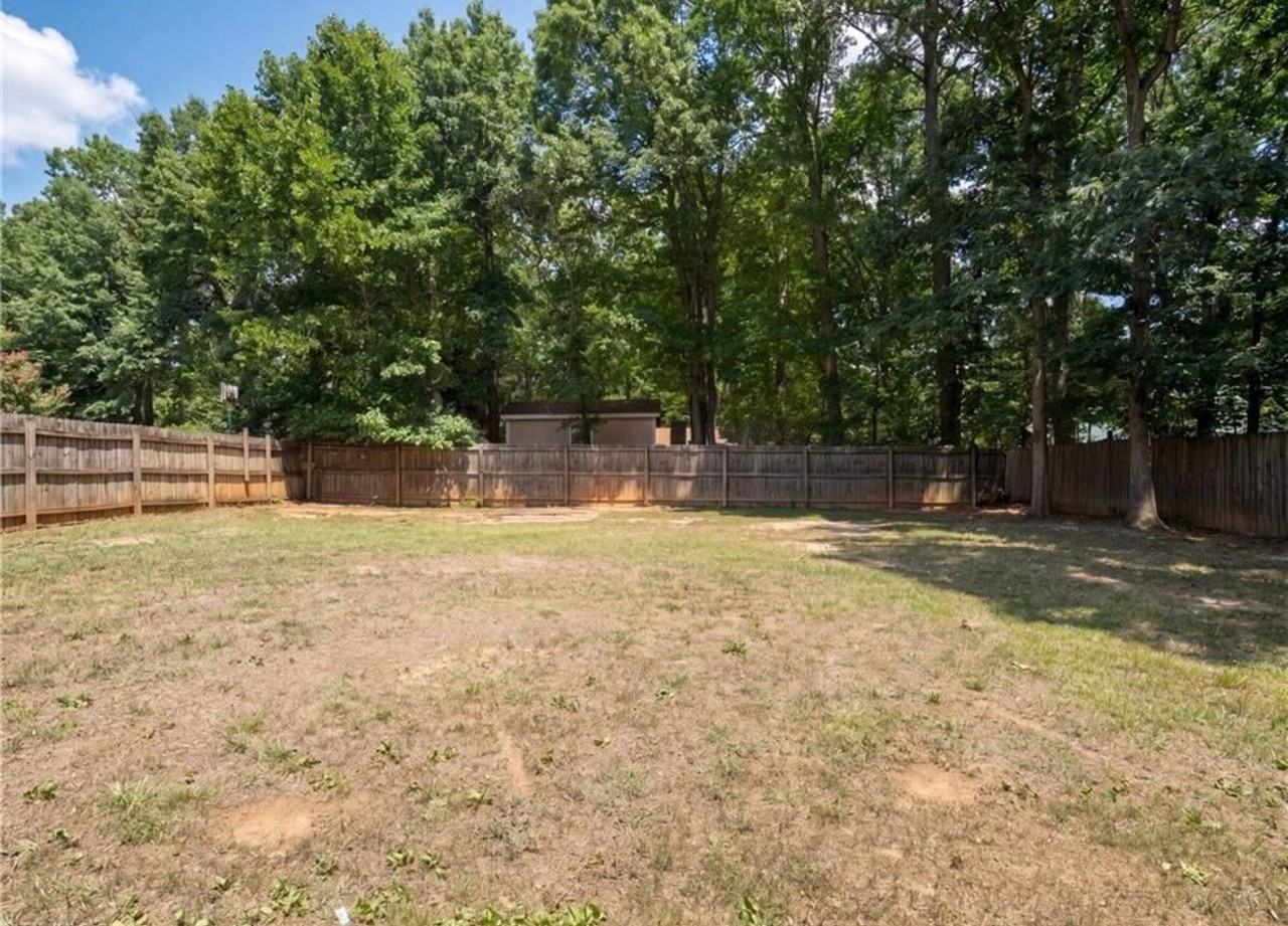 4708 Chaucer Dr - Photo 6 of 15