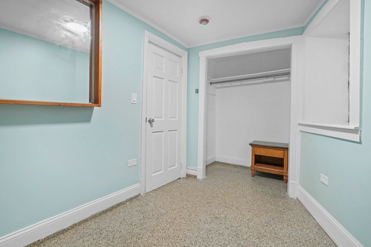 2321 S Albany Ave #G - Photo 4 of 14