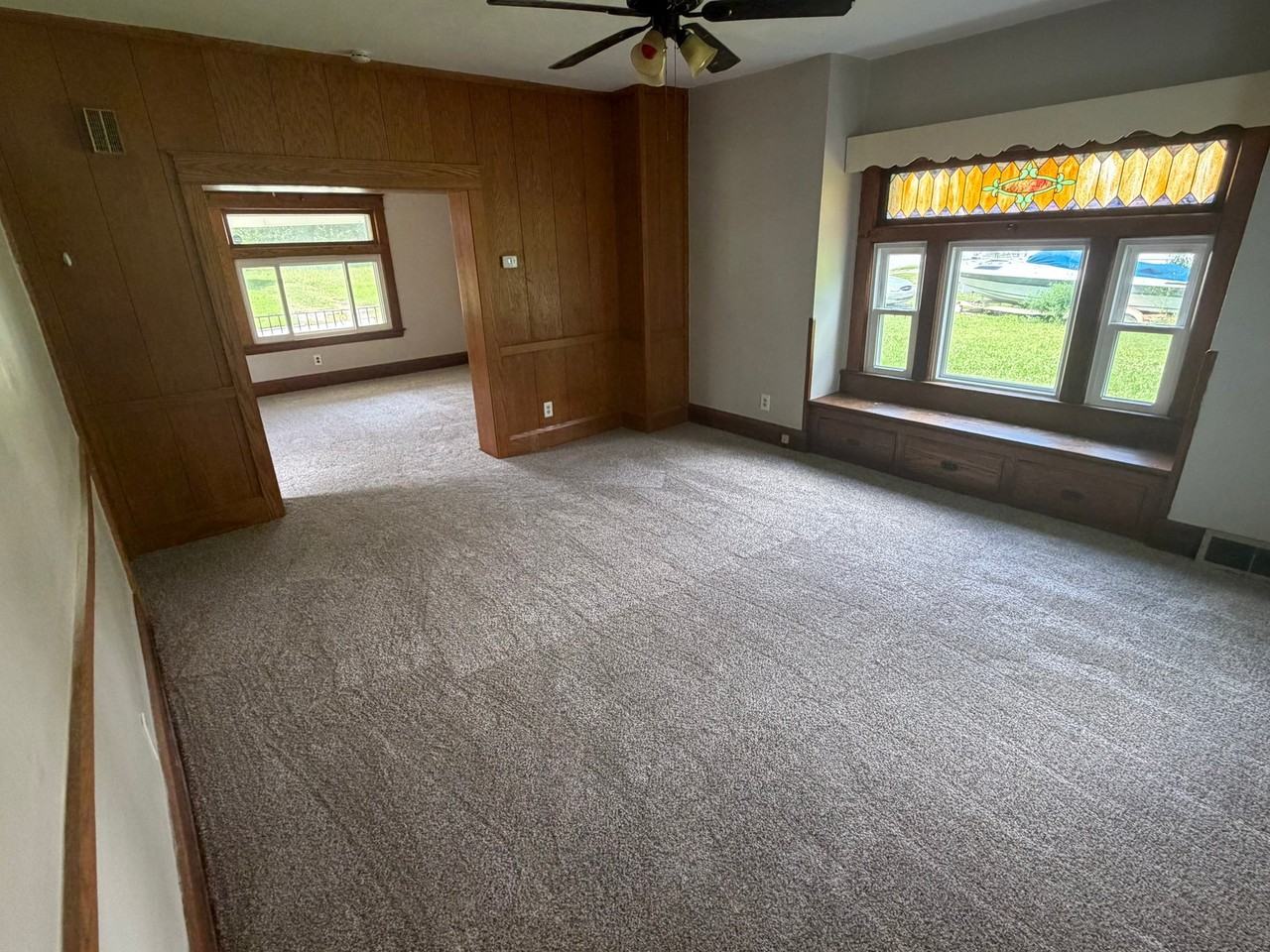 1742 Midland Ave - Photo 4 of 12