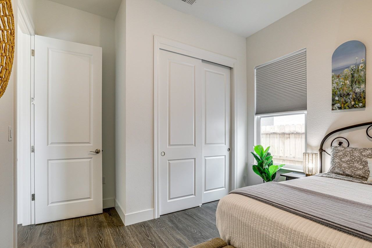 4335 Hooded Crow Cir #2 - Photo 7 of 18