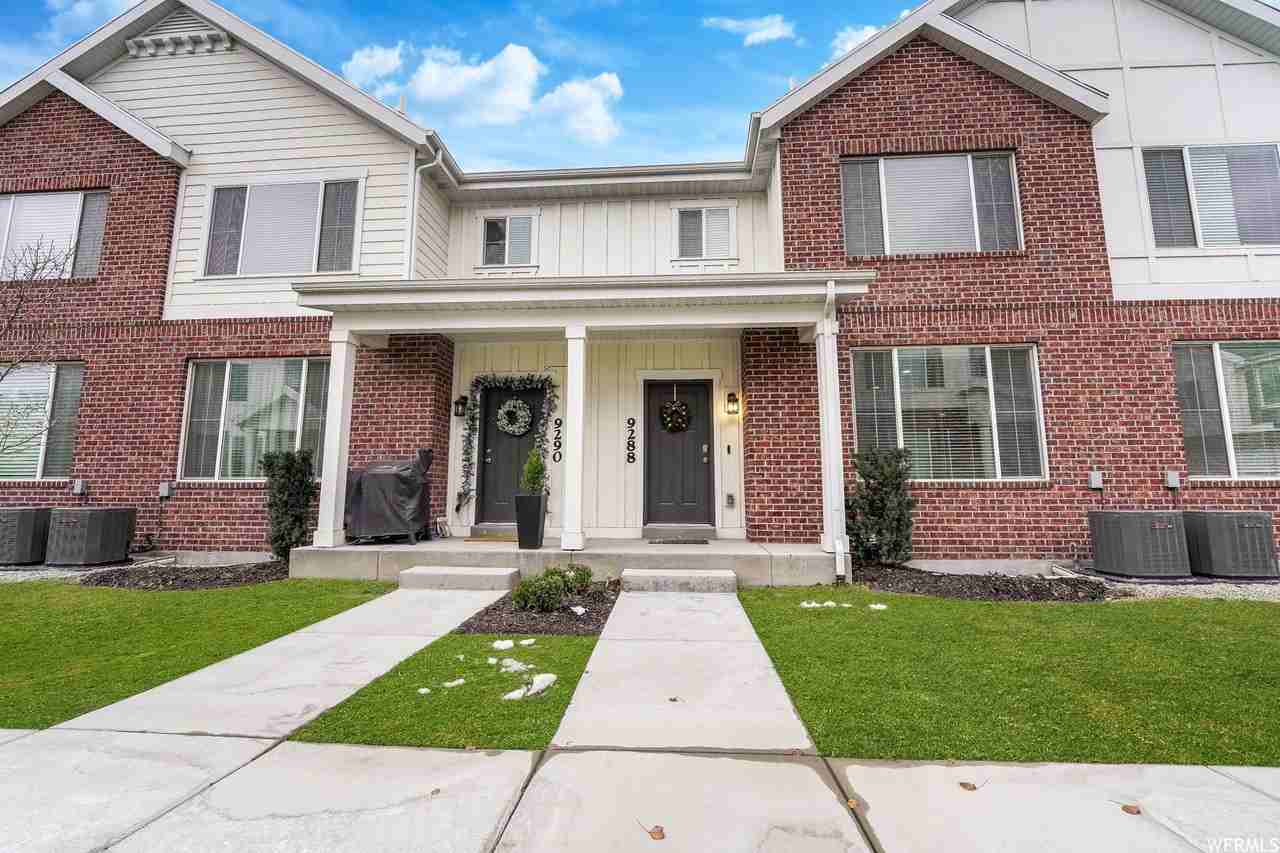 9288 S Castlebury Ct - Photo 3 of 15