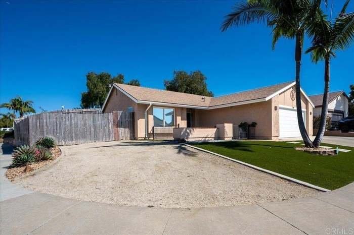 329 Calle Adela - Photo 2 of 16